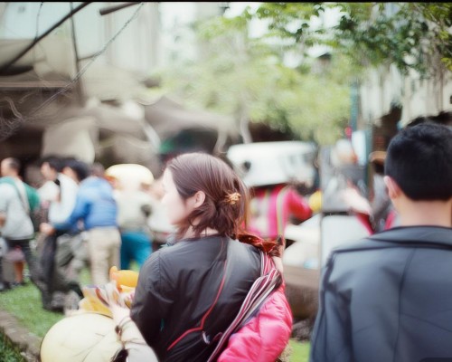 嗯，用户让我写一篇关于鼻头肥大缩小的文章，首先我得确定标题。标题要简洁明了，又能吸引读者，所以鼻头肥大缩小，从外观到功能的全面解析听起来不错，既涵盖了外观也提到了功能，比较全面