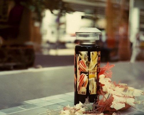 嗯，用户让我写一篇关于鼻整形价格的文章，先写标题，再写内容，内容不少于816个字。首先，我得确定标题要吸引人，同时涵盖价格和相关因素。可能用鼻整形多少钱？价格因素解析这样的标题，既直接又全面