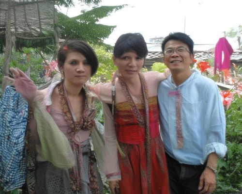 嗯，用户让我写一篇关于鼻综合整形的文章，标题和内容都要写。首先，我得确定标题，得吸引人，同时又能准确反映文章内容。鼻综合整形是一个比较专业的领域，可能需要一个专业但又不失吸引力的标题