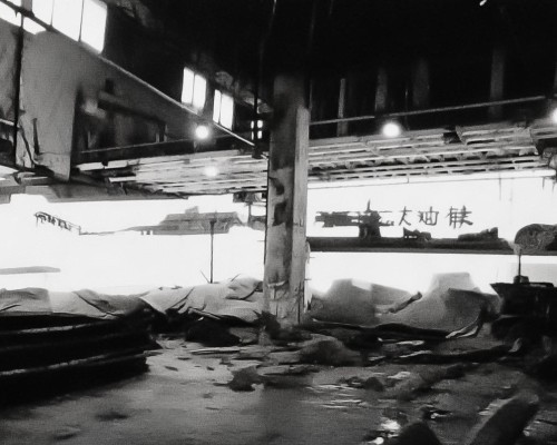 嗯，用户让我写一篇关于微创鼻整形的文章，先写标题，再写内容，内容不少于811个字。首先，我需要明确用户的需求。标题要吸引人，内容要全面，涵盖手术过程、恢复期、注意事项等