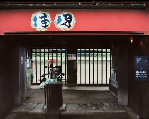 嗯,用户让我写一篇关于小翘鼻的文章,首先得确定标题。标题要简洁明了,又能吸引读者。可能用小翘鼻,解读面部语言的秘密这样的标题,既点明了主题,又带点神秘感 嗯,用户让我写一篇关于小翘鼻的文章,首先得确定标题。标题要简洁明了,又能吸引读者。可能用小翘鼻,解读面部语言的秘密这样的标题,既点明了主题,又带点神秘感