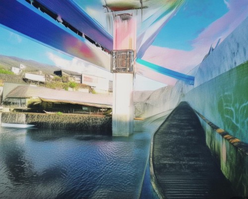 方面，用户给了一个例子，是关于自然鼻的，所以可能需要一个吸引人的标题，比如自然鼻，探索鼻部健康与美学的秘密。这样既涵盖了健康又提到了美学，比较全面