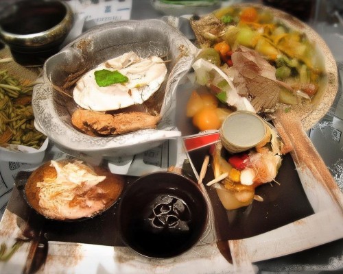 嗯，用户让我写一篇关于微创鼻整形的文章，首先我得确定标题。微创鼻整形听起来挺专业的，标题要吸引人，同时又能准确传达主题。可能用微创鼻整形，即刻改变你的气质这样的标题，既点出了技术的微创，又突出了效果