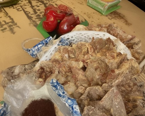 接下来，我需要确定文章的结构。标题要吸引人，可能需要一个明确的定义或者应用场景。比如包膜挛缩的机制与临床应用解析这样的标题，既说明了内容，又暗示了应用价值