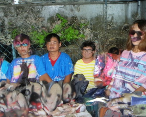 好，用户让我写一篇关于朝天鼻矫正的文章，标题和内容都要写。首先，我需要明确什么是朝天鼻矫正。朝天鼻是指鼻梁低平，显得有些扁平，可能会影响面部的整体美感。矫正的方法有很多种，比如鼻梁提升、鼻尖修形等