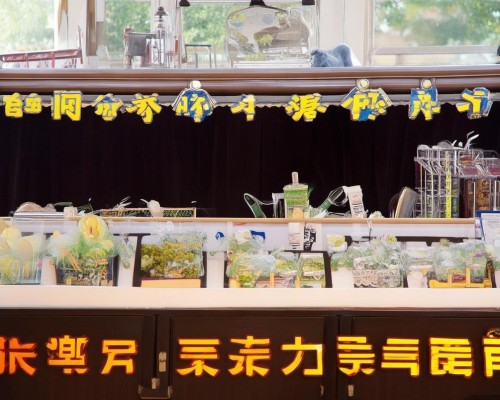 好，用户让我写一篇关于塌鼻梁矫正的文章，标题和内容都要写。首先，我需要确定标题，要吸引人同时准确。考虑到塌鼻梁矫正是一个比较专业的医学话题，标题可以定为塌鼻梁矫正，科学方法与效果解析