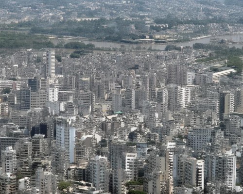 好，用户让我写一篇关于自体软骨隆鼻的文章，首先得确定标题。标题要吸引人，同时能准确反映文章内容。考虑到自体软骨隆鼻是一种比较专业的医疗美容话题，标题可以定为自体软骨隆鼻，从技术到效果，全面解析