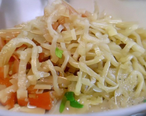 好，用户让我写一篇关于肋骨鼻的文章，首先得确定标题。肋骨鼻听起来像是一个医学上的术语，可能是指由于肋骨问题导致的鼻部形态异常。我得先查一下相关资料，了解肋骨鼻的定义和症状