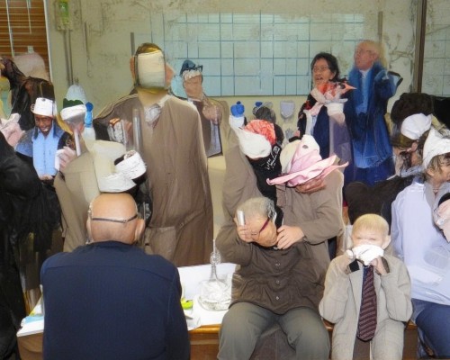 嗯，用户让我写一篇关于包膜挛缩的文章，标题和内容都要写。首先，我得弄清楚什么是包膜挛缩。包膜挛缩听起来像是一个医学术语，可能和某些疾病有关。我应该先查一下这个词的定义