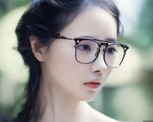 隆鼻手术后多久可以戴眼镜？全面解析与注意事项